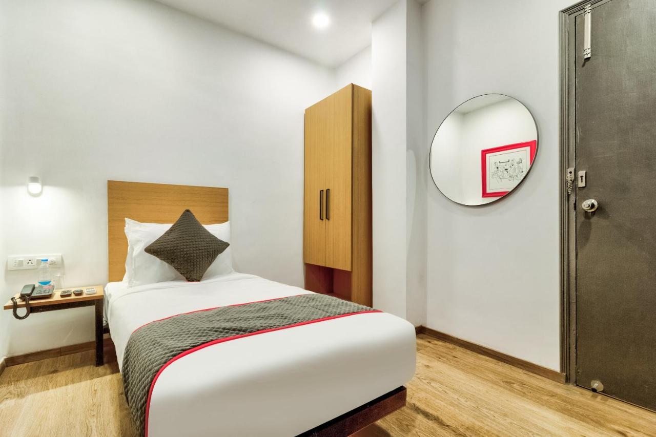 Oyo 78245 Collection O Hotel Crown Inn ナビムンバイ エクステリア 写真
